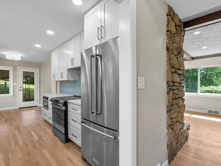 128 Mount Carmel Rd #A — Photo 10