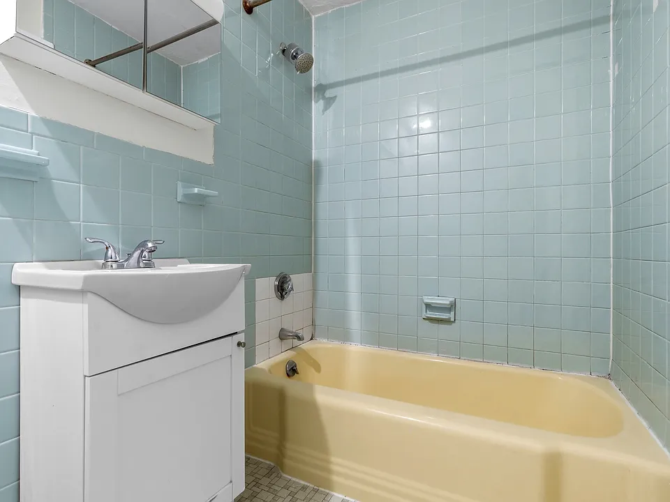 74 Beach St #5-1-1