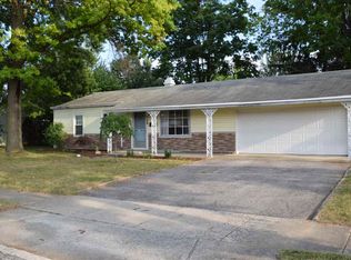 720 Stony Run Ln, Fort Wayne, IN 46825