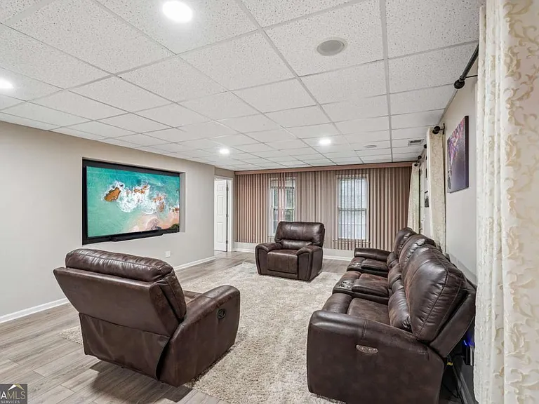 3302 Greencastle Way NE — Photo 44