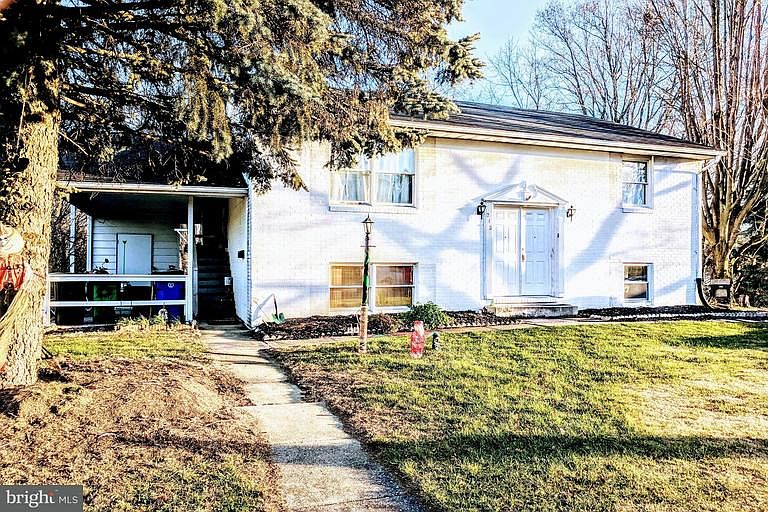 1st image of 212 Wakefield Rd