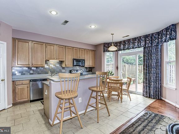 4th image of 4073 Britwell Pl