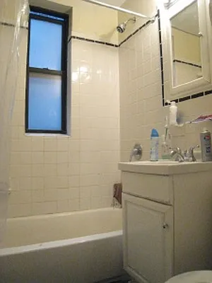 Rented by Cooper & Cooper Real Estate | media 16