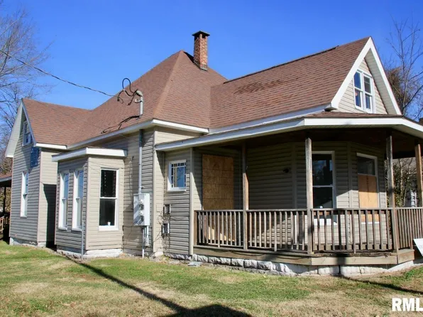 820 W Walnut St, Carbondale, IL 62901