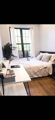 Rented by Lodger Corp | media 23