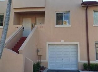 126 Riviera Cir, Fort Lauderdale, FL 33326