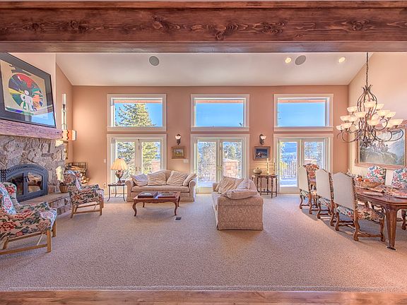 Expansive views from frt entry