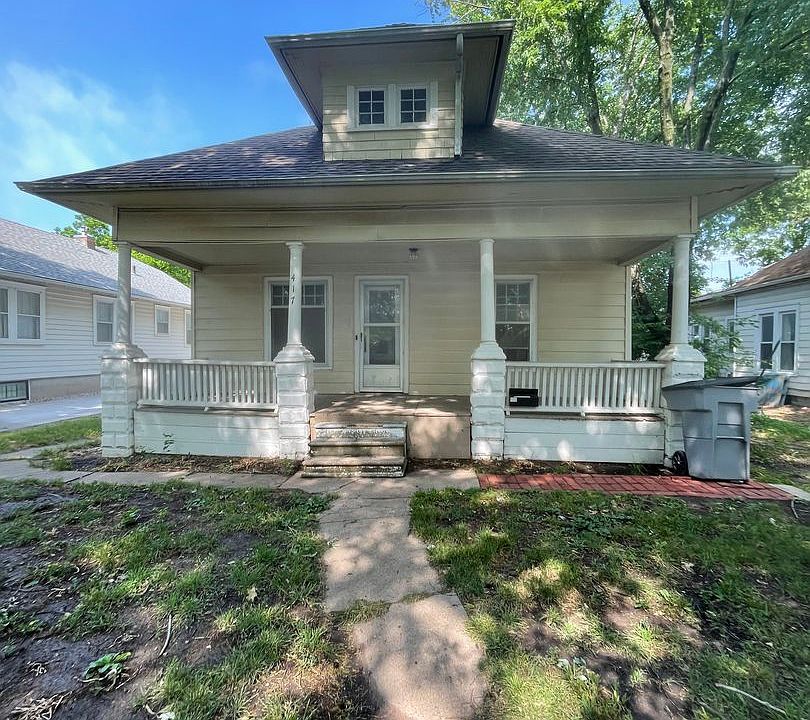 1st image of 417 Constitution St