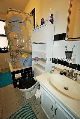 Rented by Universal Realty Group | media 24