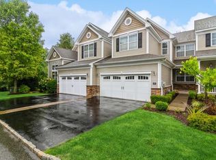 46 Evan Ct, Fishkill, NY 12524