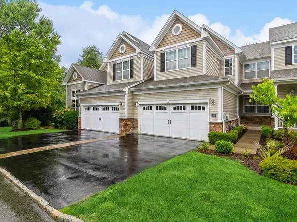 46 Evan Court, Fishkill, NY 12524