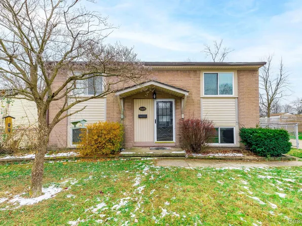 38695 Monmouth St, Westland, MI 48186