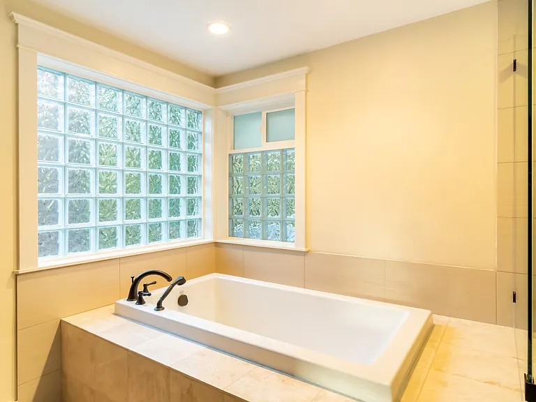 12840 NE 88th St — Photo 38