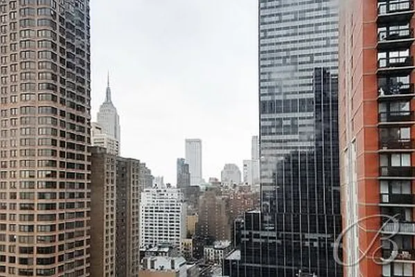 Sold by Bellmarc Realty | media 14