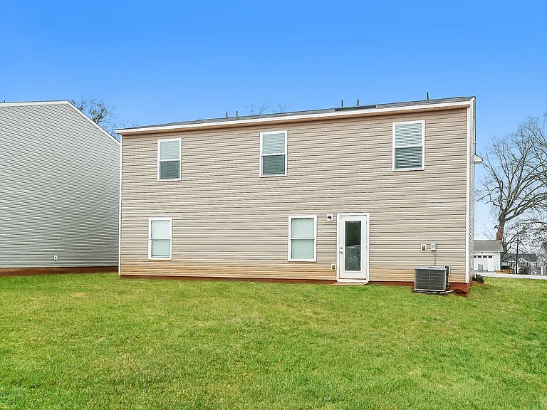 222 Wadsworth Rd — Photo 15