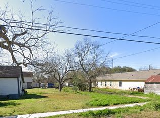 2110 Avenue D, Rosenberg, TX 77471