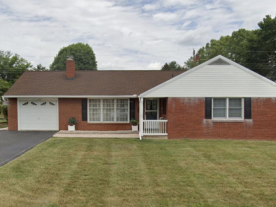 1st image of 22054 Mohawk Dr