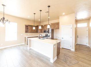 534 N 3085 W, Hurricane, UT 84737
