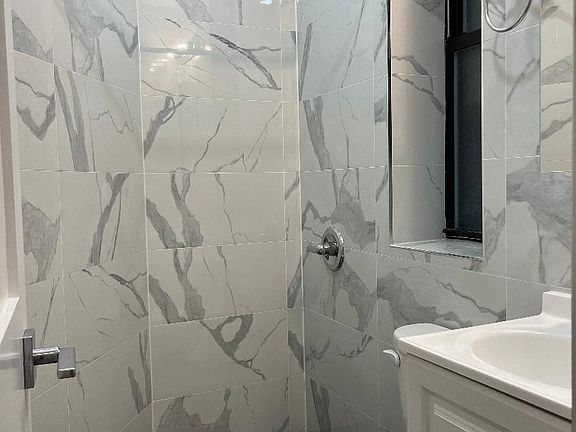 3rd image of 1760 1st Ave #6