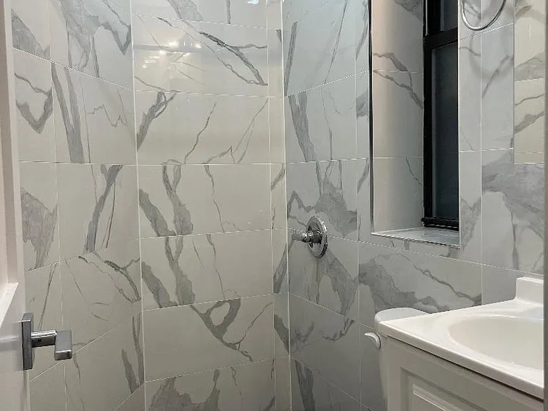 1760 1st Ave #14 — Photo 5