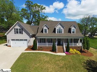 411 Oak Wind Cir, Greer, SC 29651