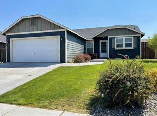432 Bridgeport Ave, Umatilla, OR 97882