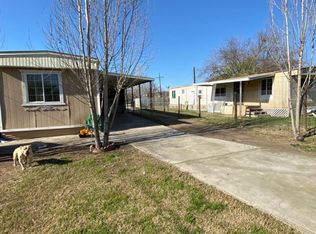 11710 3rd Pl, Hanford, CA 93230