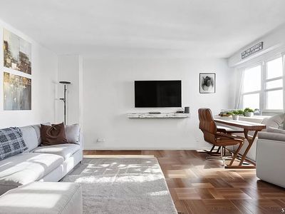 101 W 12th St APT 12Z, Manhattan, NY, 10011