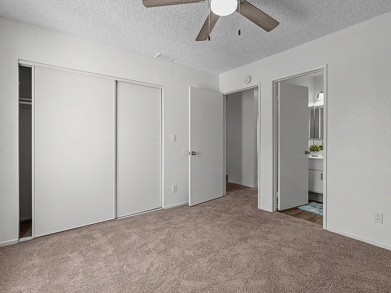 Highland Meadows — Photo 30
