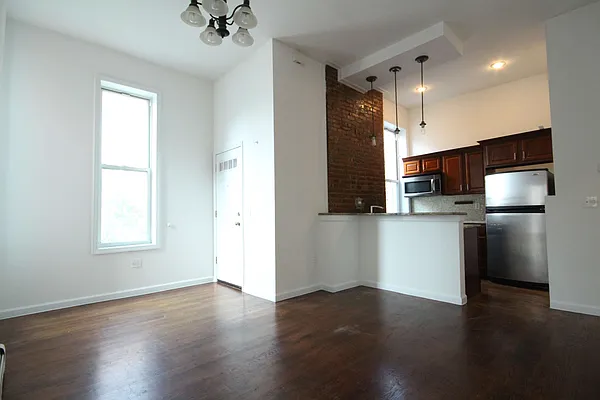 Rented by Rental Solutions Inc | media 31