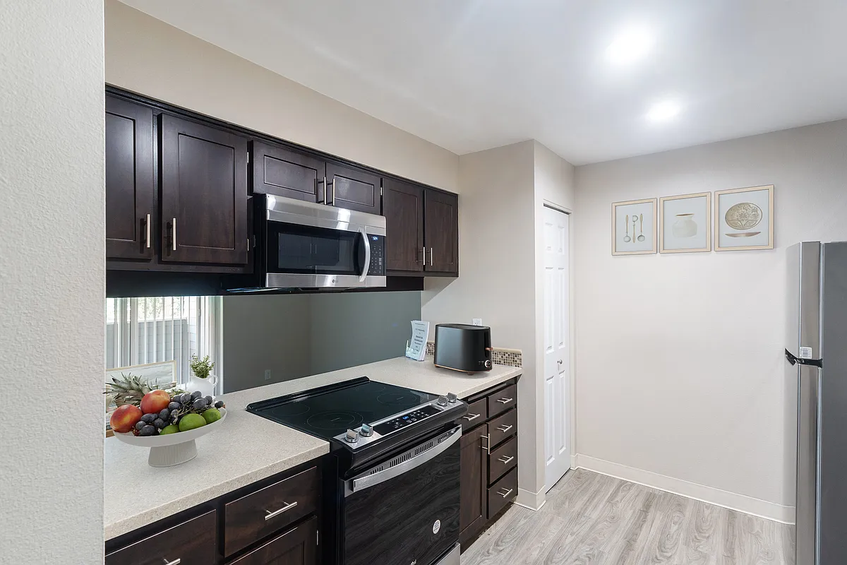 Glass top range - Oswego Cove