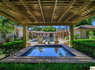 508 W Goodwin Ave, Victoria, TX 77901