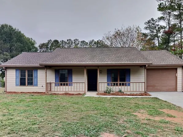 6641 Oak Farm Dr SE, Acworth, GA 30102