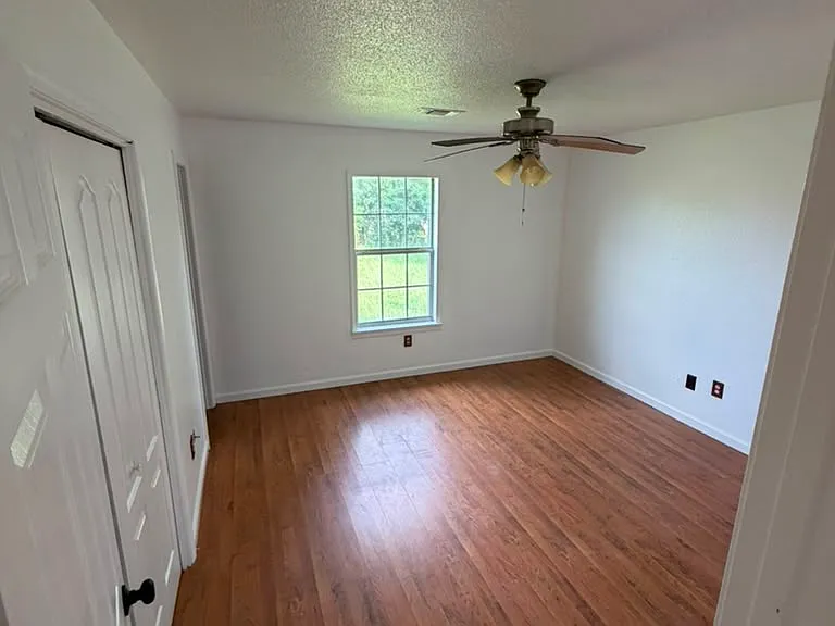 114 Spanish Cv — Photo 14