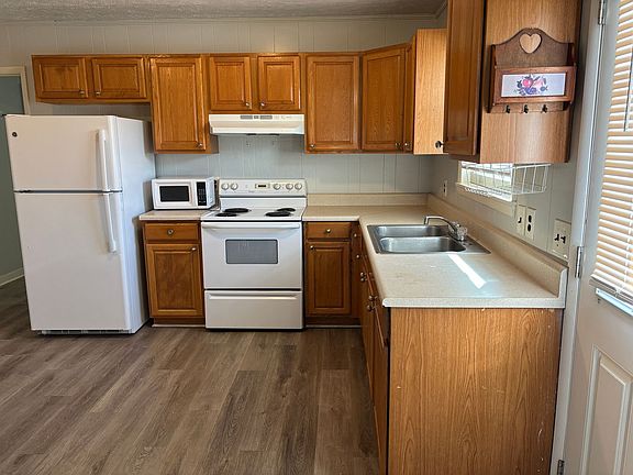 5th image of 4109 & 4111 W 22nd St #4111