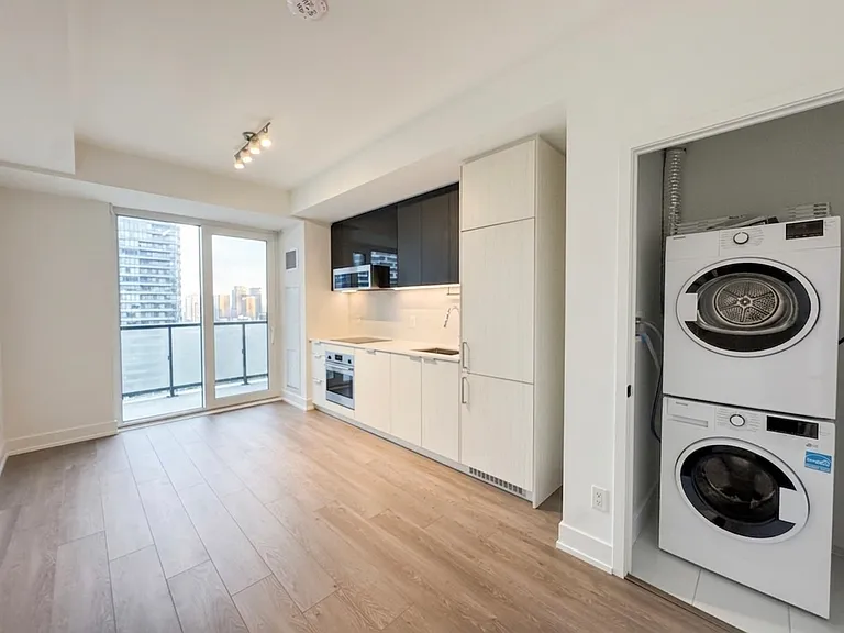 308 Jarvis St #2206 — Photo 7