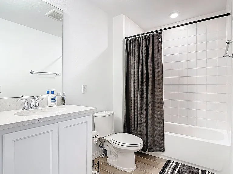 1348 Sterling Pointe Dr — Photo 22