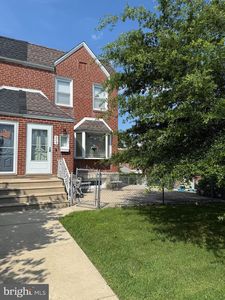 849 Glenn St, Philadelphia, PA, 19115