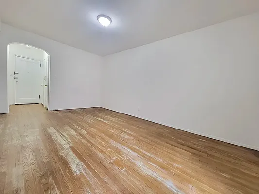 Rented by MOTION New York | media 17