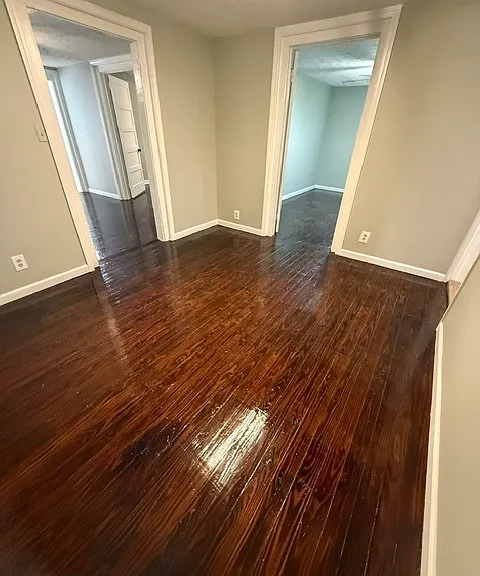 331 W Walton St — Photo 12