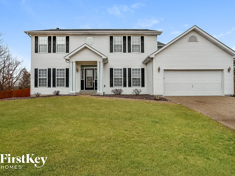 206 Sunshine Dr — Photo 1
