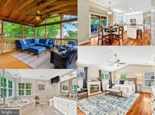 20873 Great Falls Forest Dr, Sterling, VA 20165