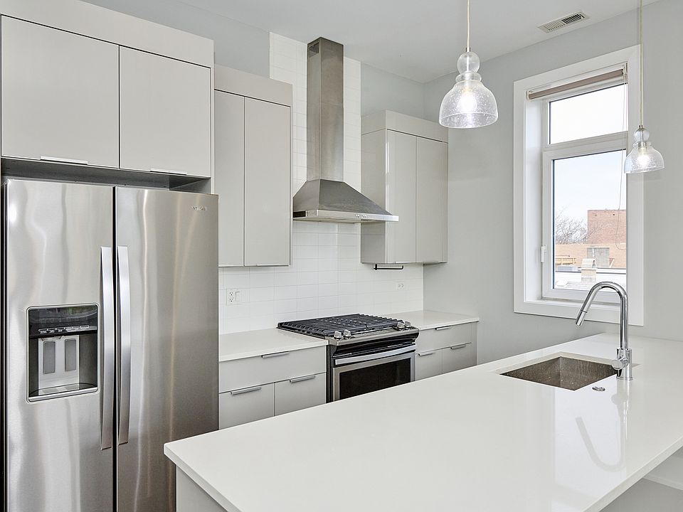 1st image of 1338 W Cullerton St #11587059