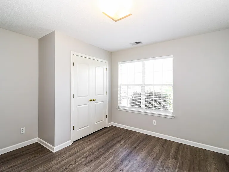 1481 Lawson Dr — Photo 12
