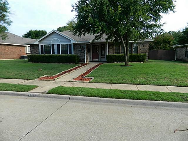 1st image of 1314 Petunia Dr