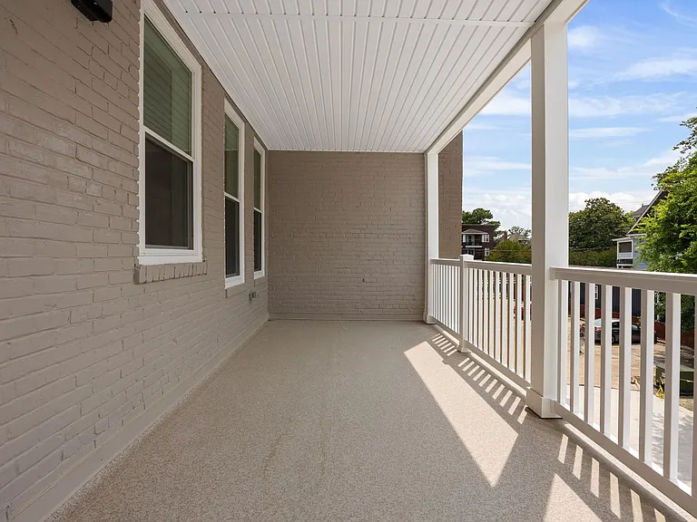Stanfield — Photo 47