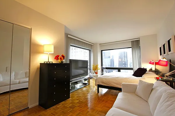 Sold by Corcoran | media 10