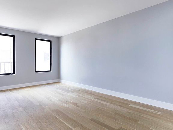 3rd image of 37 Driggs Ave Unit 3B