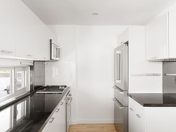 4th image of 253 4th Ave #11B