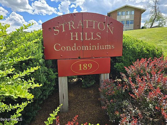 2nd image of 189 Stratton Rd APT C4